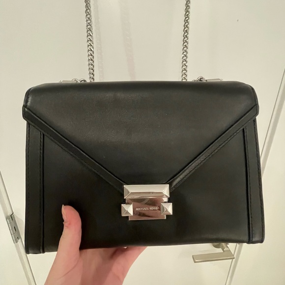 Michael Kors Black Cross Body Bag - Picture 6 of 11